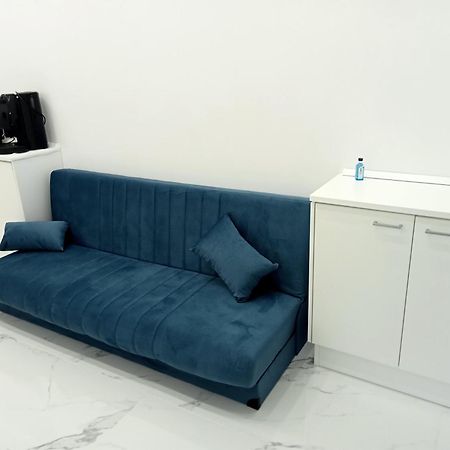 Casaflo Apartment เนเปิลส์ ภายนอก รูปภาพ